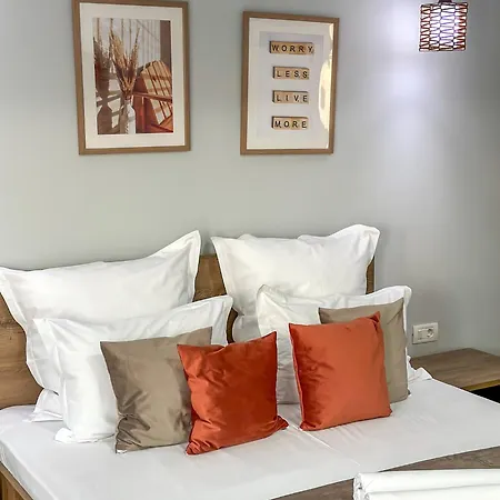 House Gæstehus 4*