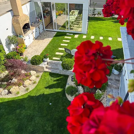 House Gæstehus 4*
