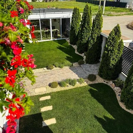 House 4*