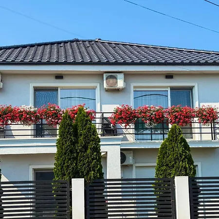 House ゲストハウス